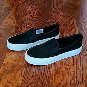 Sperry women's crest platform slip on serpent sneakers US 8 M